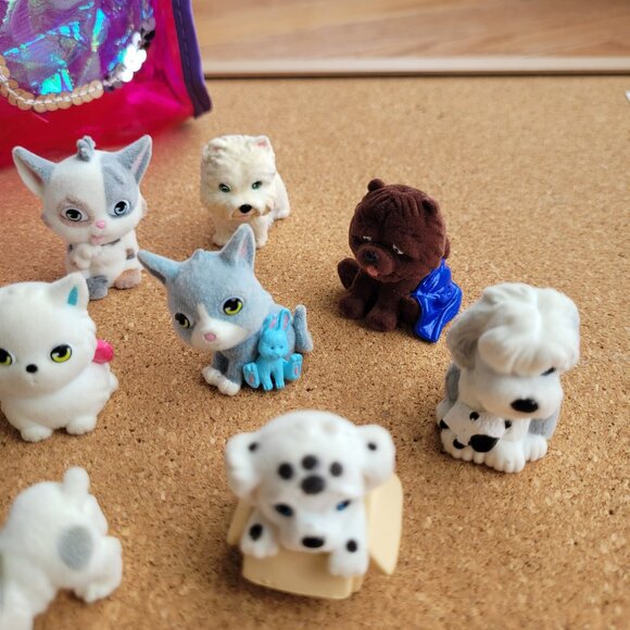 Puppy Kitty In My Pocket Flocked Dogs and Cats Soft Carrying Case Lot of 17 - Picture 8 of 12